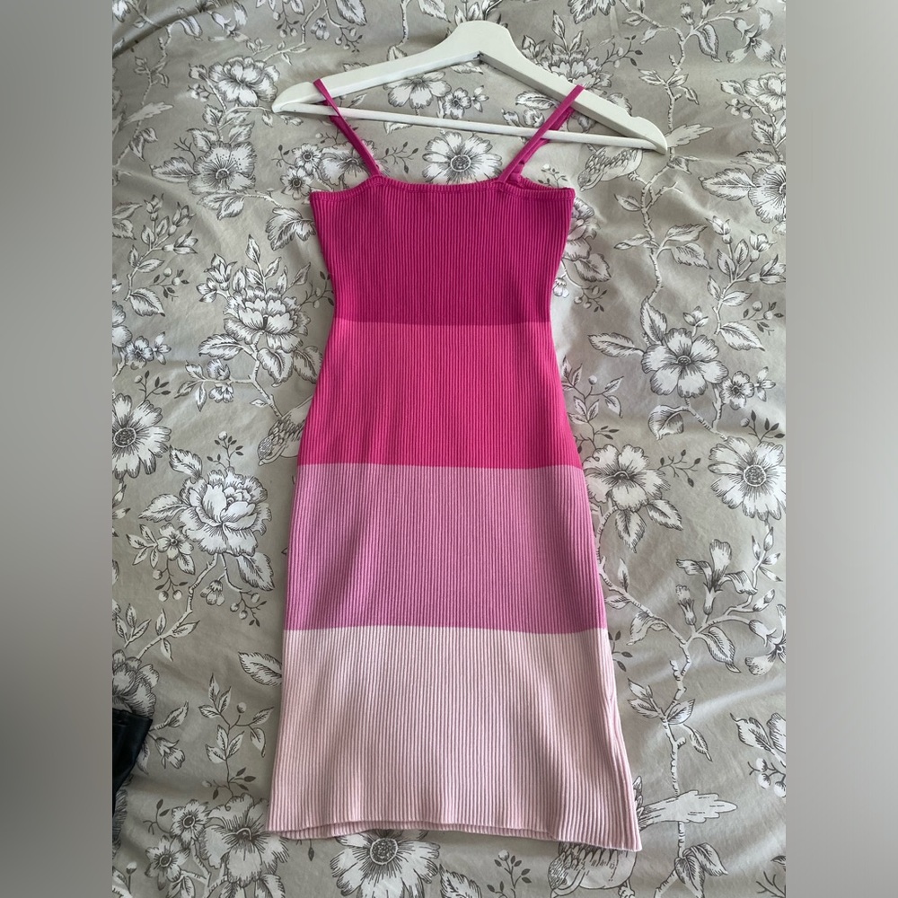 Women’s Pink Dress